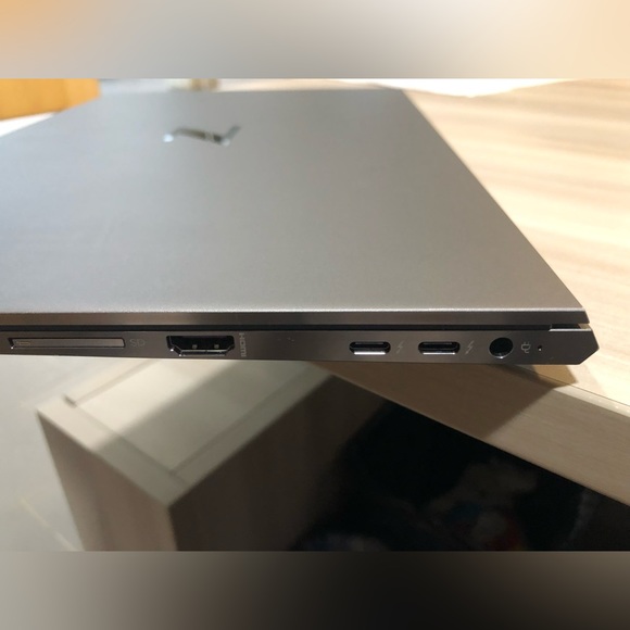 HP ZBook Studio G7 Computer - Picture 4 of 5